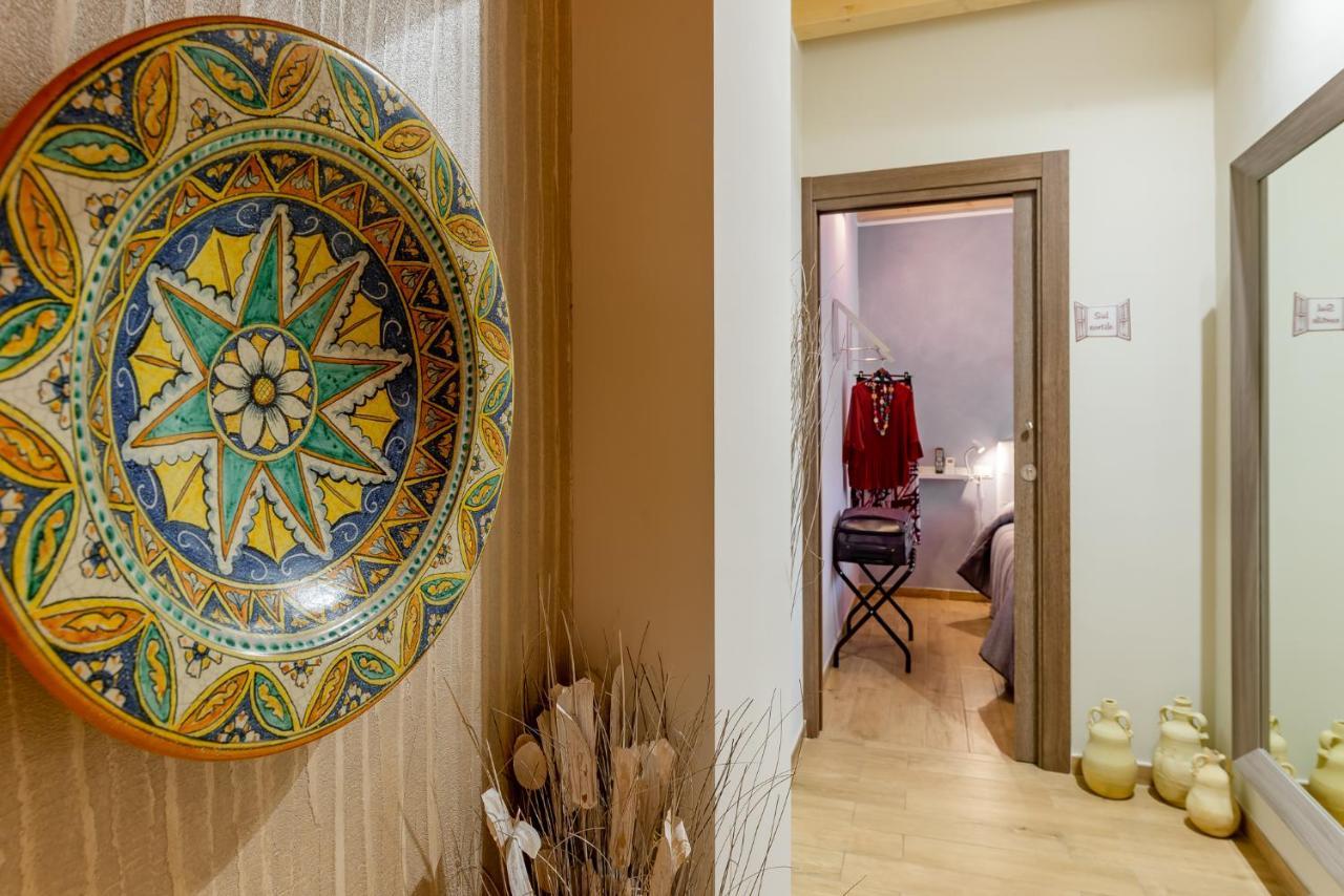 La Finestra Sul Cortile B&B Шакка Екстер'єр фото